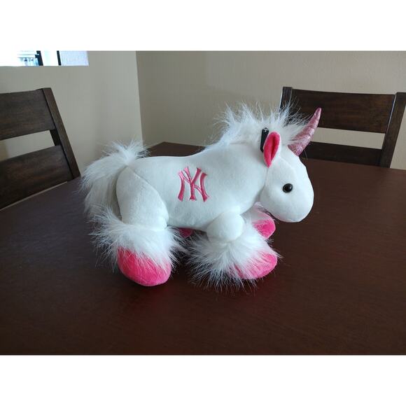 FOCO New York Yankees Plush Unicorn - 15'' NWT - Picture 1 of 5